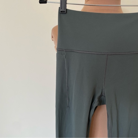 ATHLETA Transcend Stash Tight High Rise Bali Green Yoga Leggings 533673 EUC XS - Picture 7 of 12